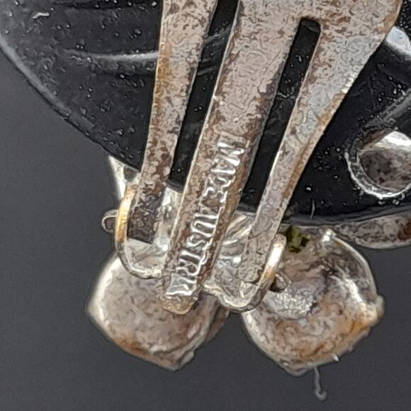 Vintage Made Austria Clear Rhinestone Clip Earrings, 1 1/4" - Picture 6 of 9